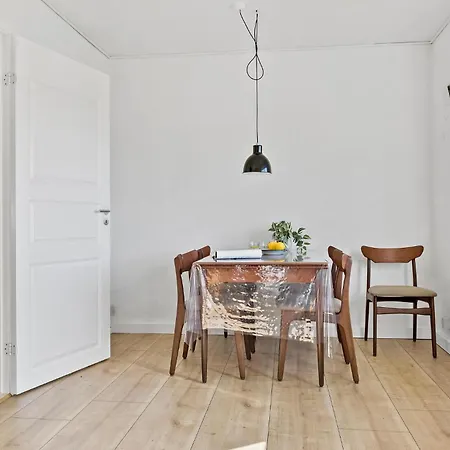 Awesome In With Wifi بيت للعطل